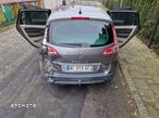 Renault Scenic dCi 150 FAP Luxe - 21