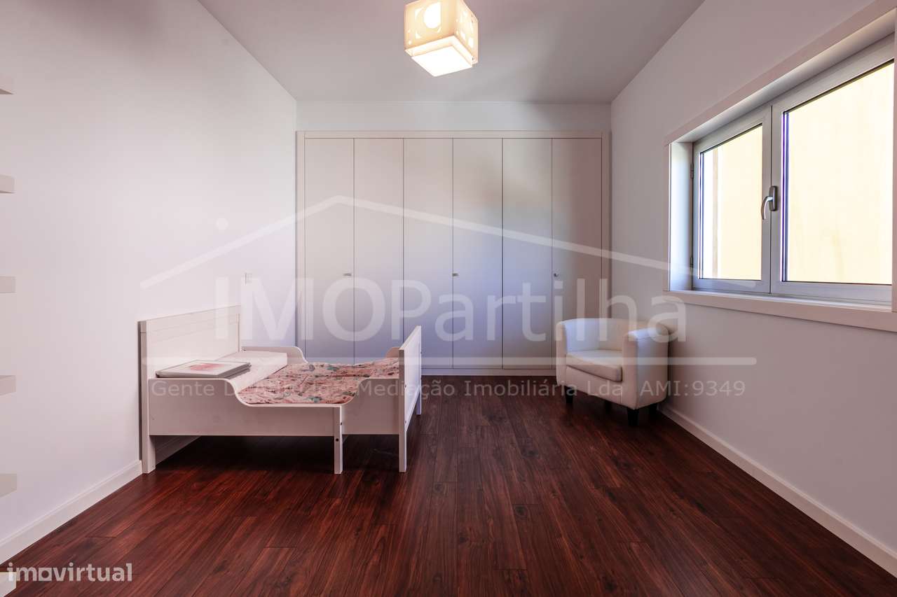 Moradia T5 | 358 m2 | Piscina e Campo de Basquetebol| Rio de Mouro-24