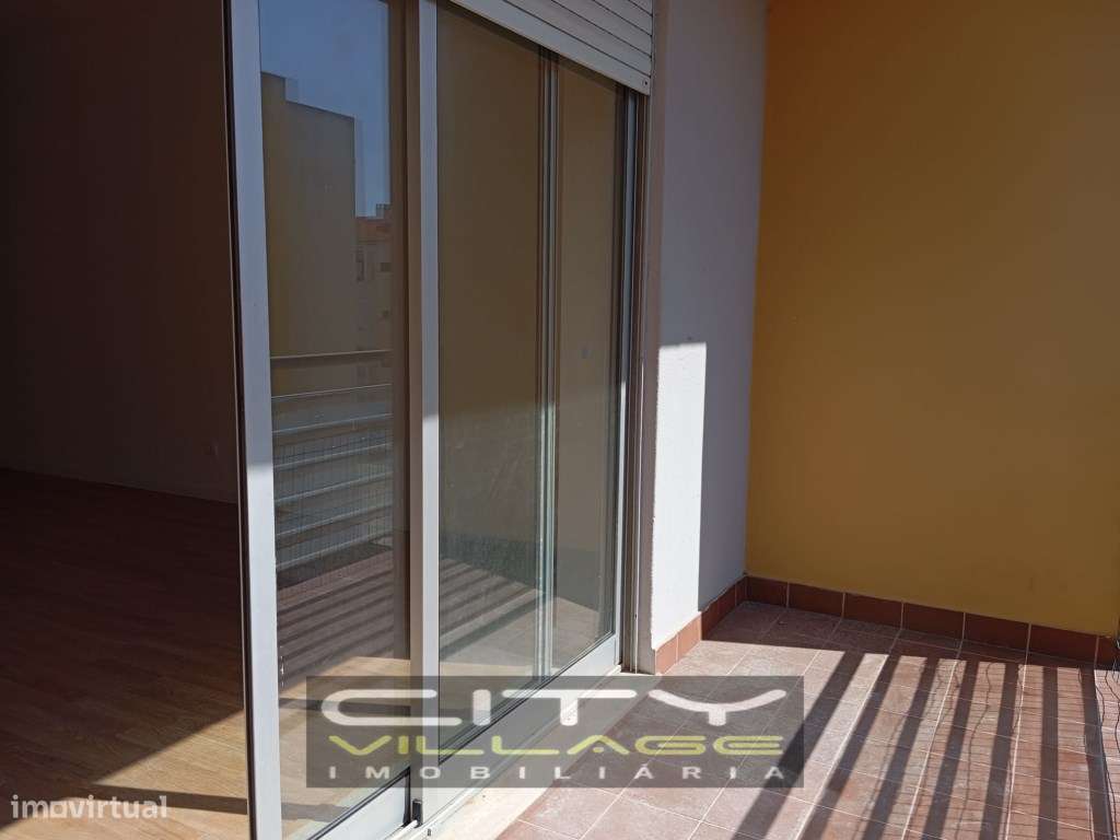 T3 com Parqueamento - Grande imagem: 4/30