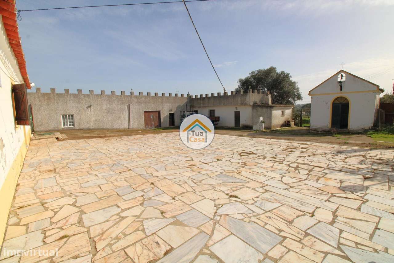 Quinta T4 com 18.750 m2 de Terreno em Redondo - Grande imagem: 5/43