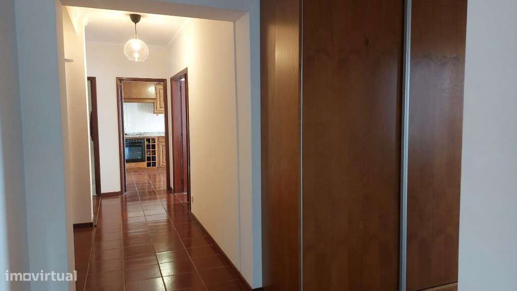 Quarto p/ Estudantes - Ferreiros - Grande imagem: 3/10