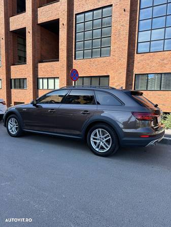 Audi A4 Allroad 2.0 TDI Quattro S tronic - 3