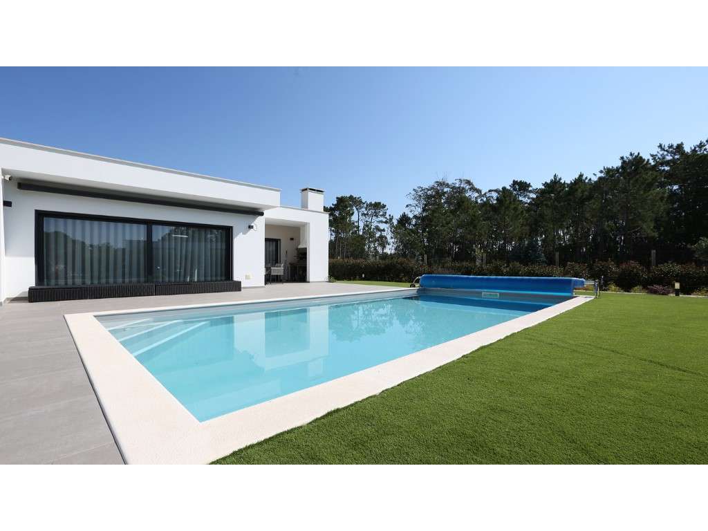 Moradia T4 Contemporânea com Piscina, Jardim e Excelente Localizaçã...-3