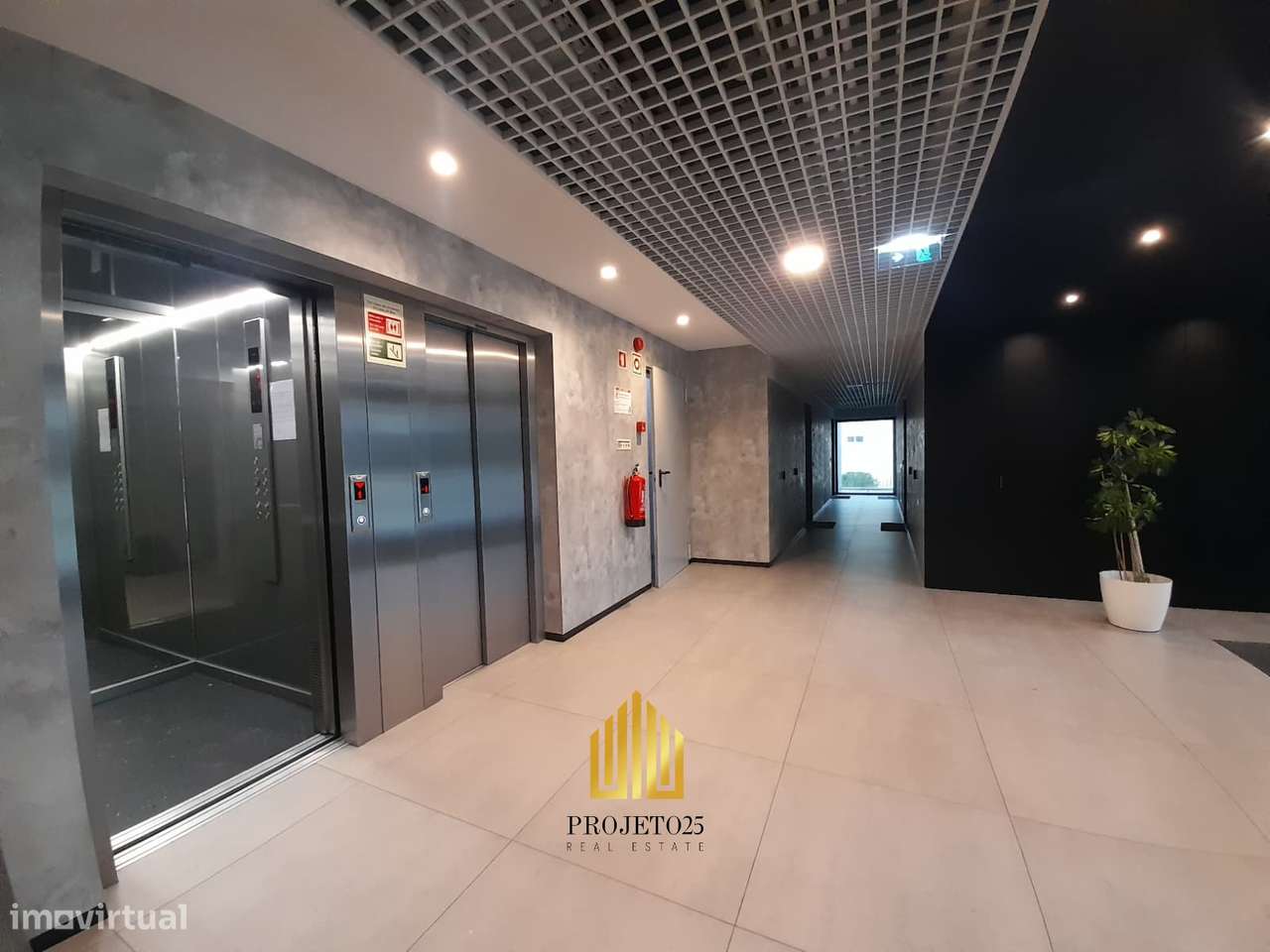 T0/T1 Hosp São João, Metro e Polo Universitário, Ginásio, Cowork-4