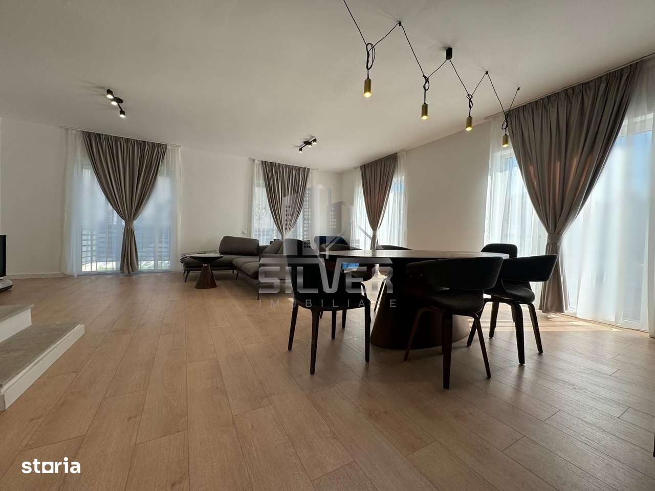 Casa tip duplex  la cheie. - Imagine principală: 3/19