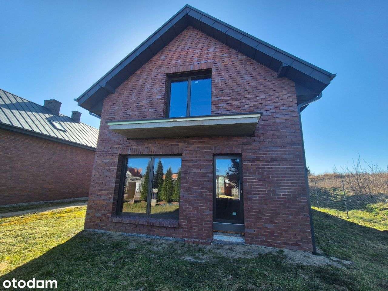 Działka 349/7 z domem jednorodzinnym, b. dobre wykonanie;  ostatni dom-15