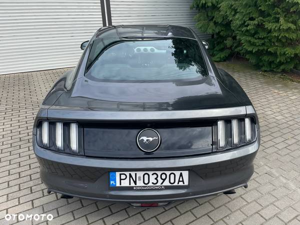 Ford Mustang 2.3 EcoBoost - 4