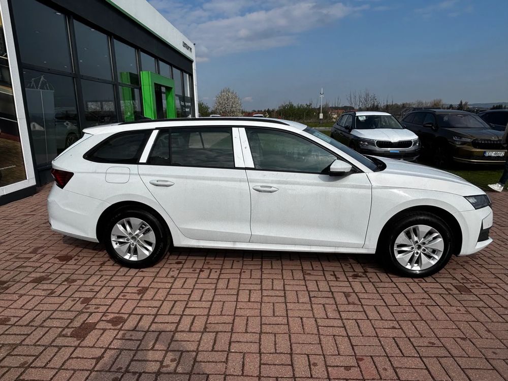 SKODA OCTAVIA Octavia Combi  Essence Drive 1,5 TSI m-HEV 110 kW 7- biegowa DSG