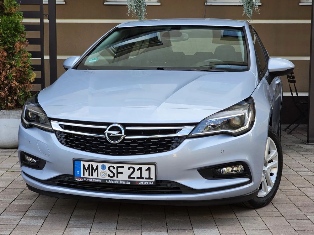 Opel Astra K (2015-2021) 1.4 Turbo Innovation 2017