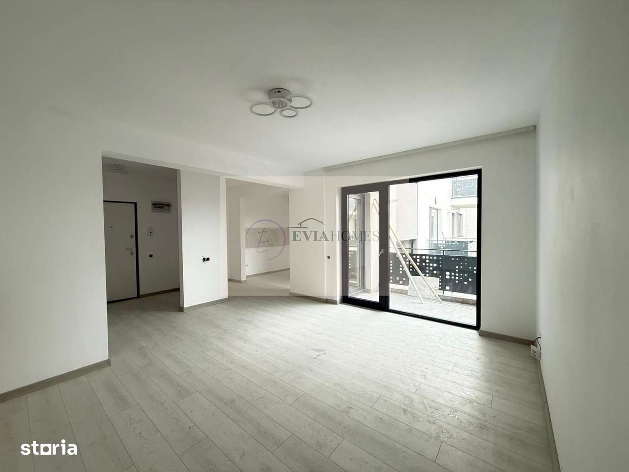 3 camere/2 băi/Parcare inclusă/Constructie premium-1