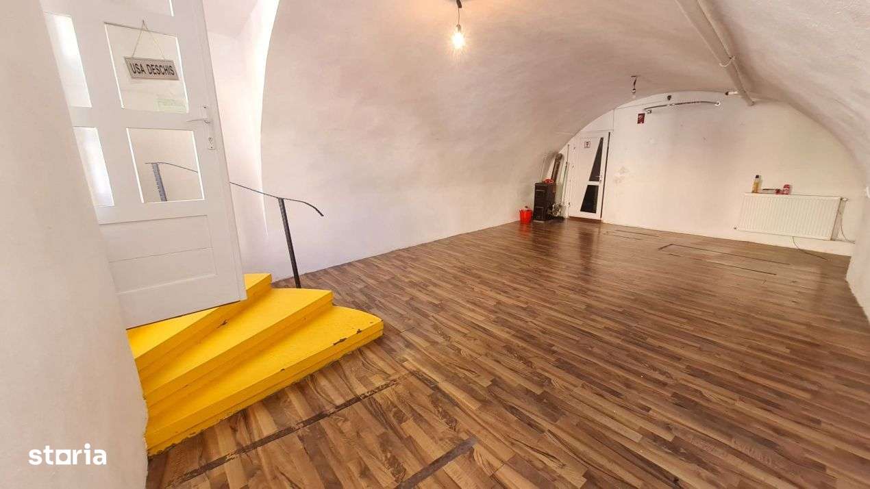 Spatiu comercial 40mp zona 9 Mai - Imagine principală: 5/9