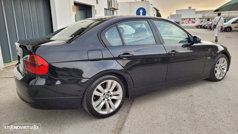 BMW 320 dA Exclusive - 51