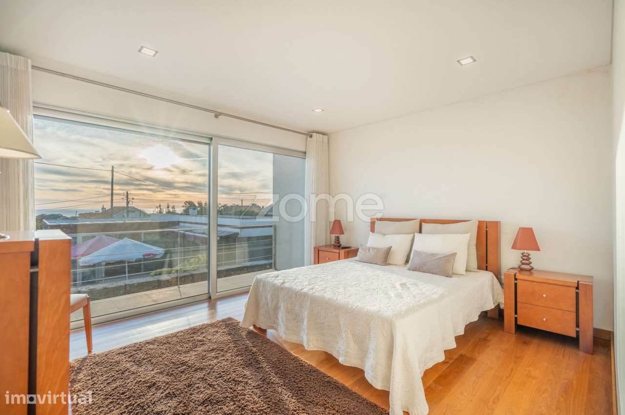 Moradia T4 com piscina | Esposende-15