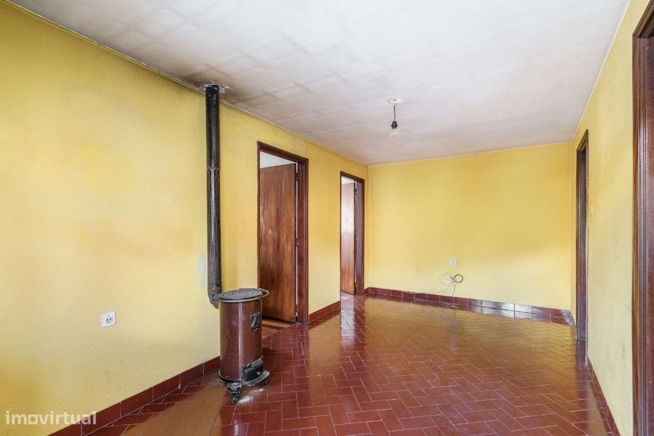 Conjunto de 4 moradias em Borbelinha, Adoufe - Vila Real-15