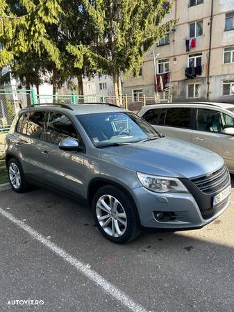 Volkswagen Tiguan 2.0 TDI 4Motion Sport & Style - 2