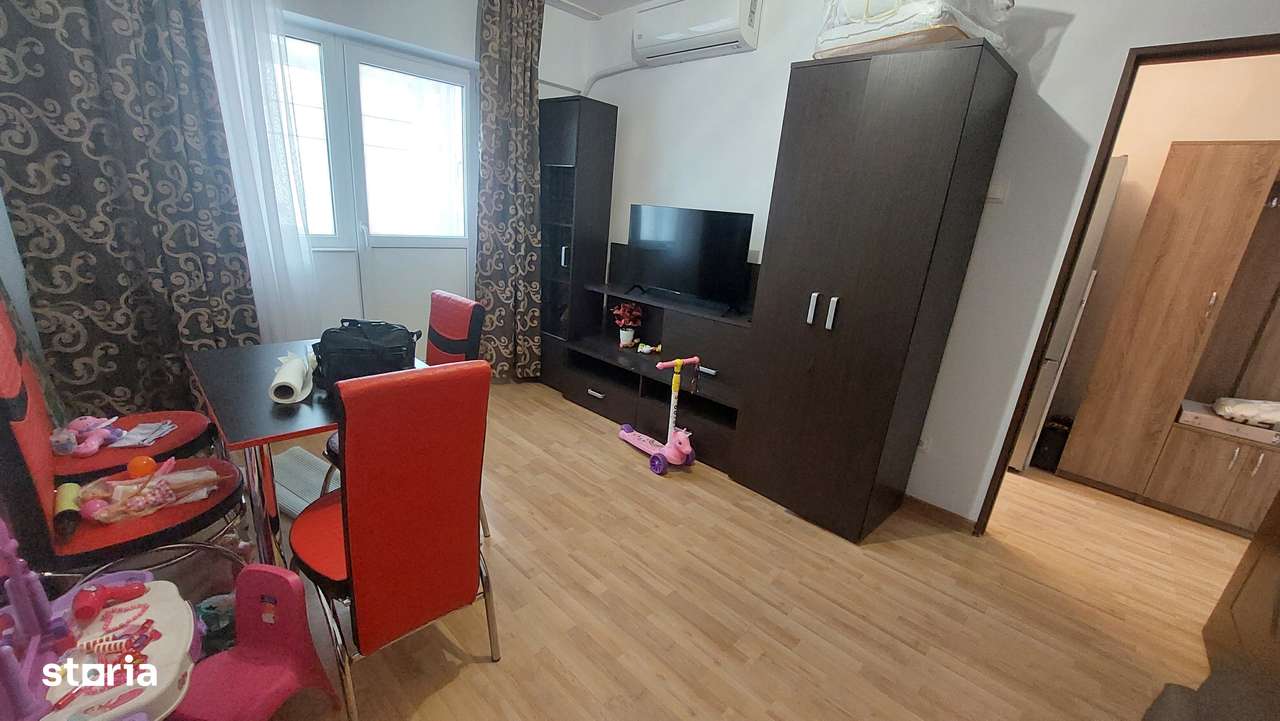 Garsoniera  Confort 1  decomandat ETAJ 3  cu balcon  pe  camera - Imagine principală: 2/7