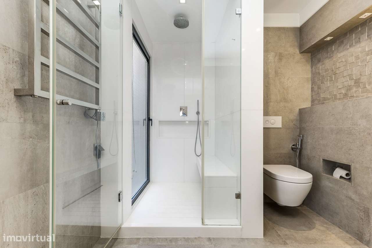 Moradia T5 de Luxo no Estoril — Exclusividade, Conforto e Estilo de Vi-37