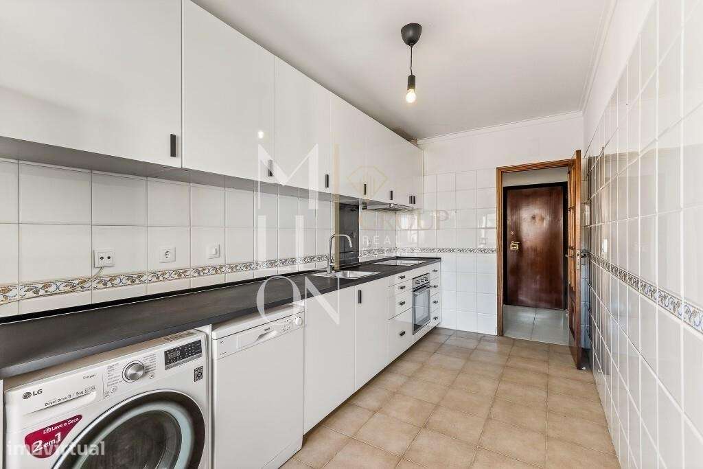 T2 com Varanda e Arrecadação zona do Oeiras Parque - Grande imagem: 4/23