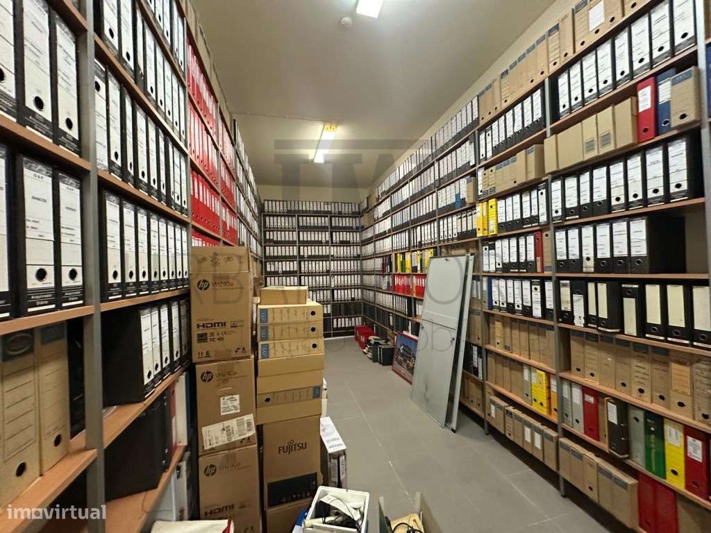 Armazém Industrial, Santarém, 4.000m2-19