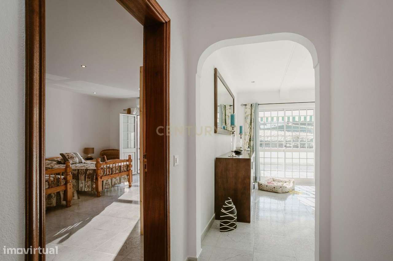 Moradia T3 em Mourão com piscina e vista para o Castelo-12