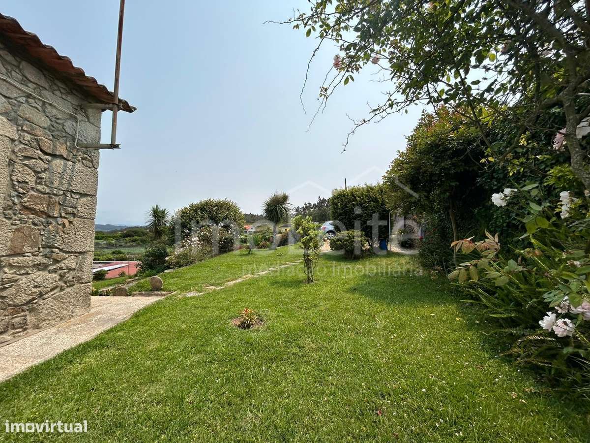 Moradia T3 Póvoa de Varzim Terroso - Grande imagem: 2/33