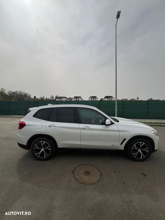 BMW X3 xDrive20d Aut. - 9