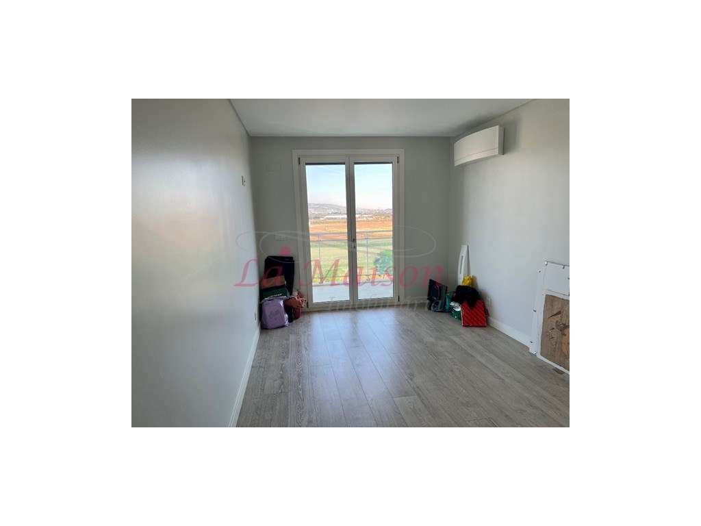 Apartamento T2 no Infantado-20
