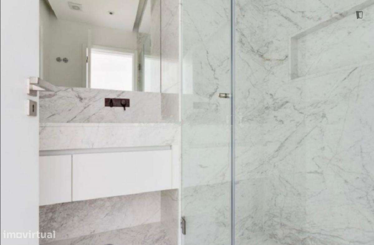 Apartamento com 2 quartos - localizado em Princípe Real Lisbon - Grande imagem: 5/7