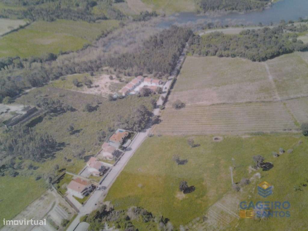 Excelente moradia T3, com Piscina, em Obidos-9