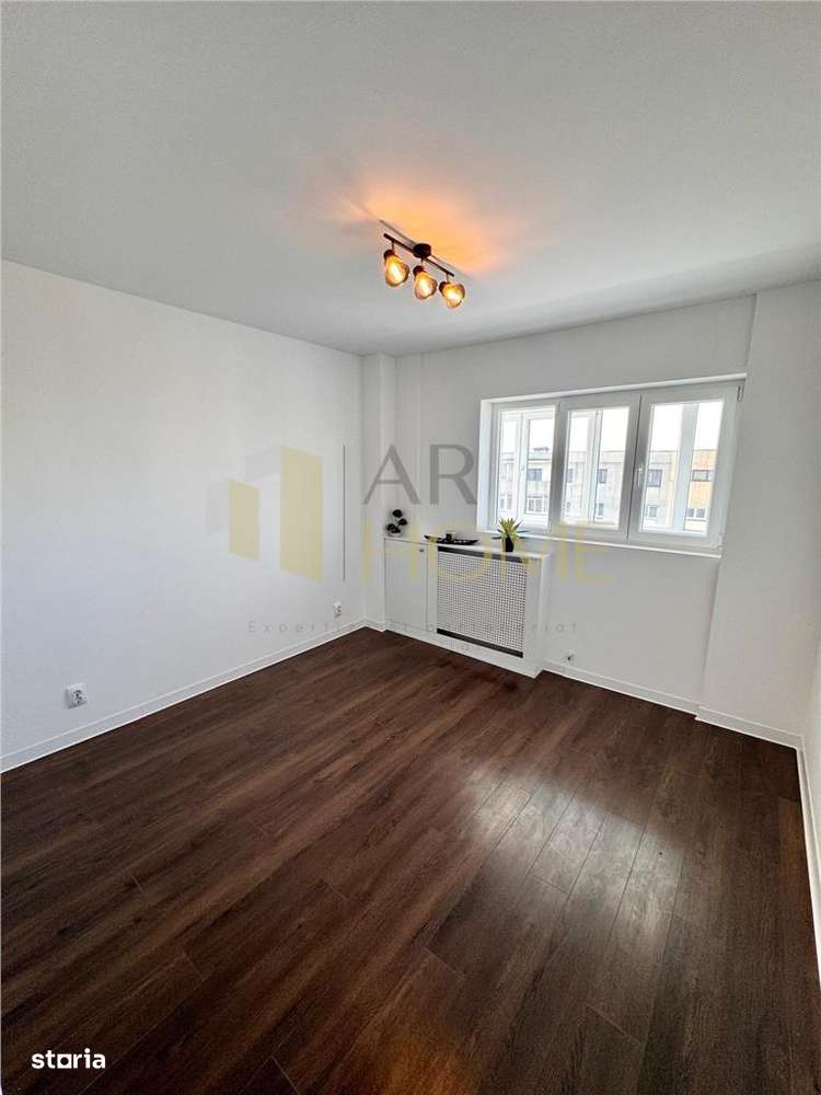 Apartament 4 camere, complet renovat, Ploiesti, zona Malu Rosu. - Imagine principală: 5/20