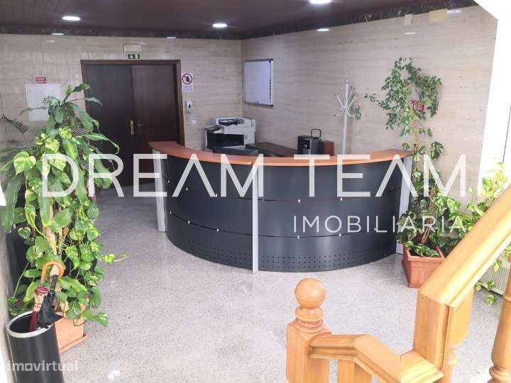 Armazém com escritório no Vale do Alecrim -  Pinhal Novo-12