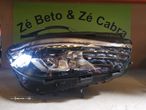 MERCEDES B W247 FAROL DIREITO - FF411 - 1