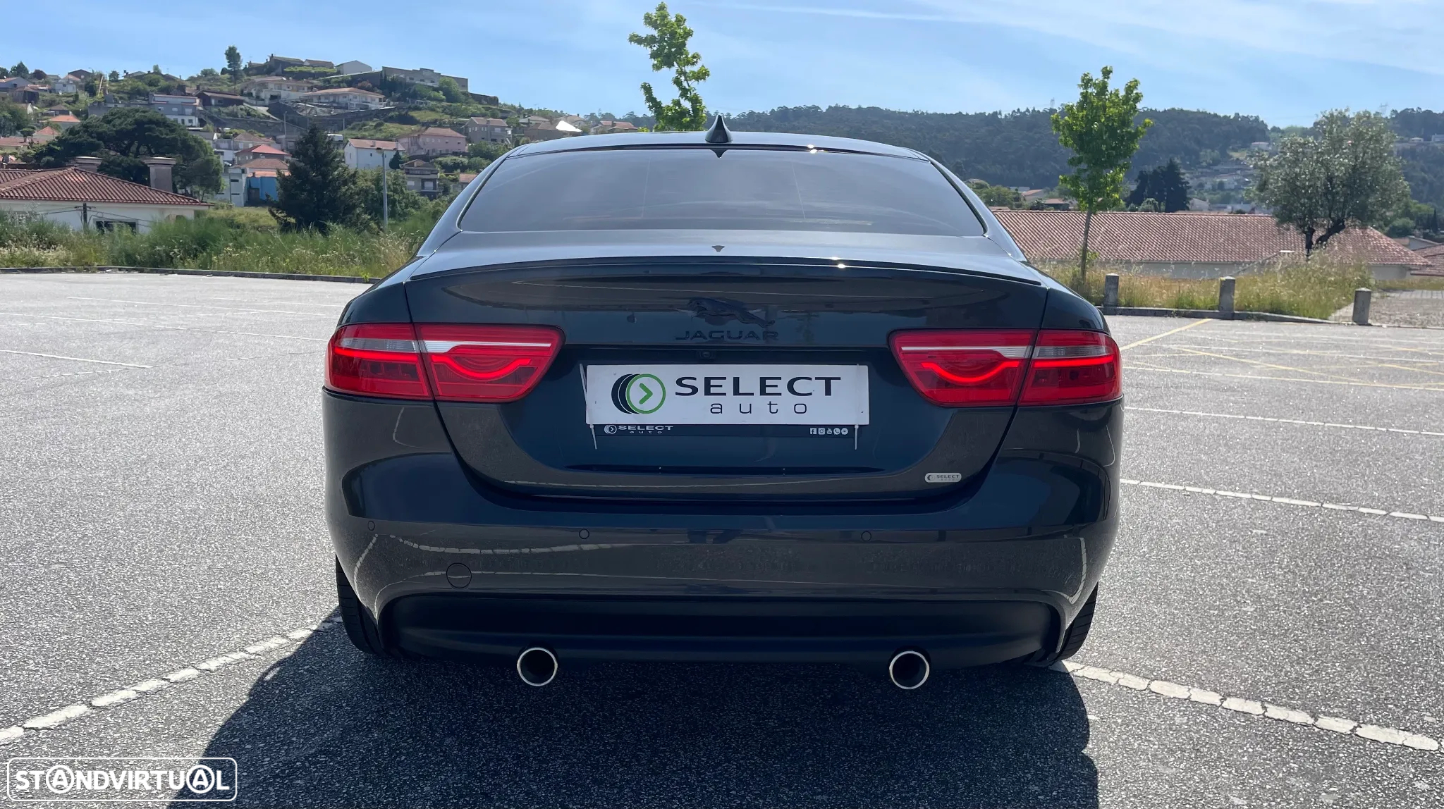 Jaguar XE 2.0 D R-Sport Aut. - 11