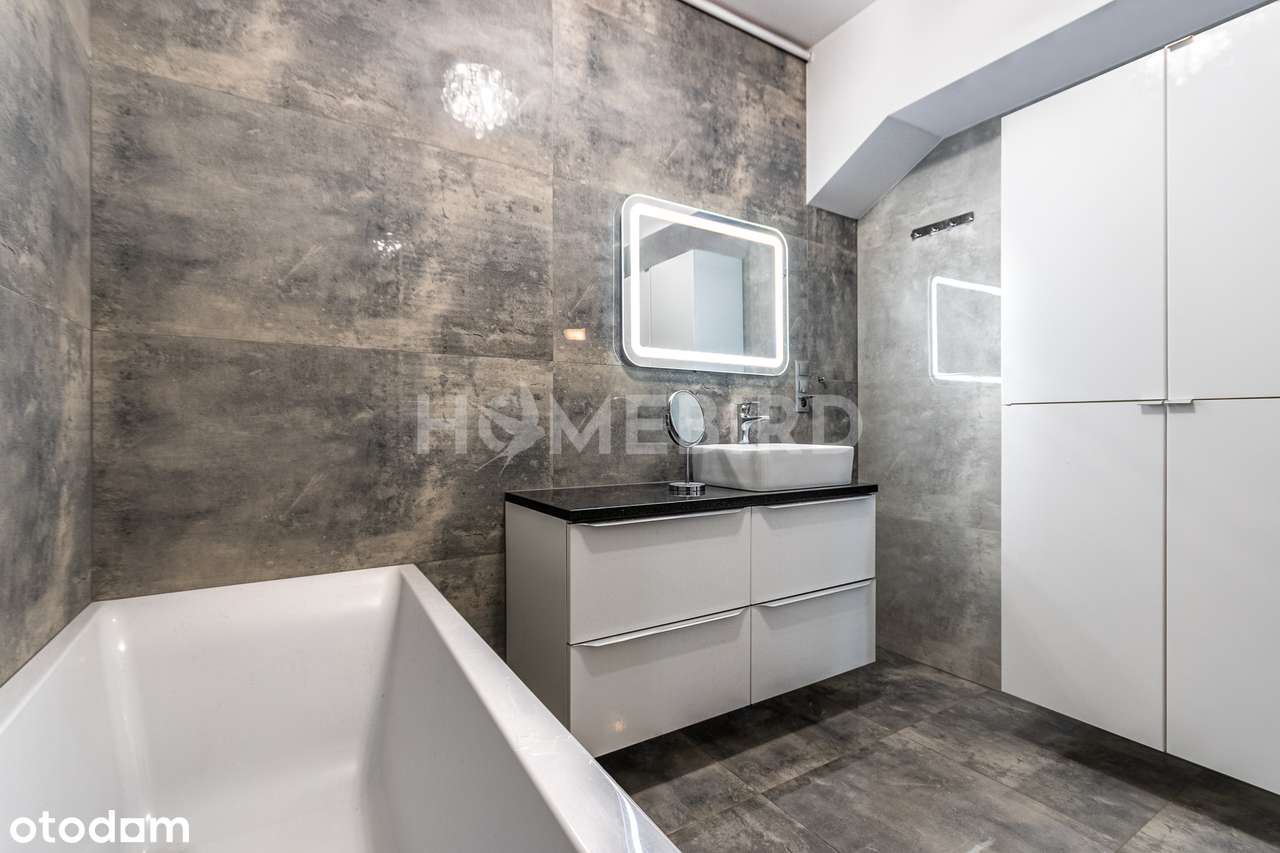 Funkcjonalny lokal usługowy z komfortowym mieszkaniem-8