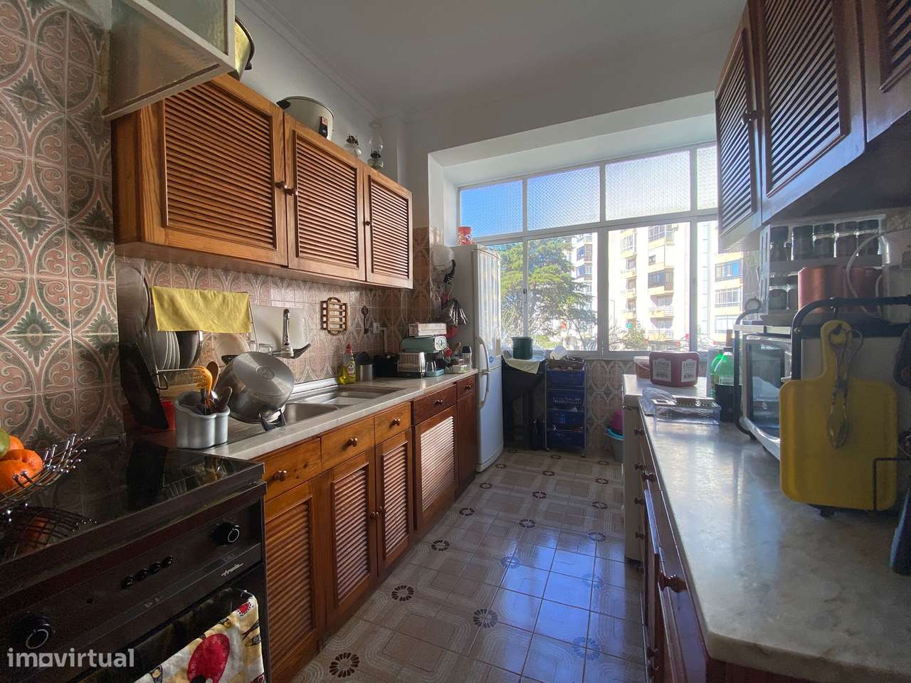 T2 na Rinchoa (Rio de Mouro) | Excelente localização | Estacionamento - Grande imagem: 4/13