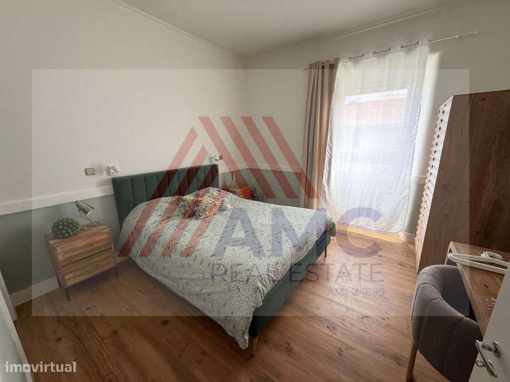 MORADIA T6 NO CENTRO DA VILA DA MADALENA-29