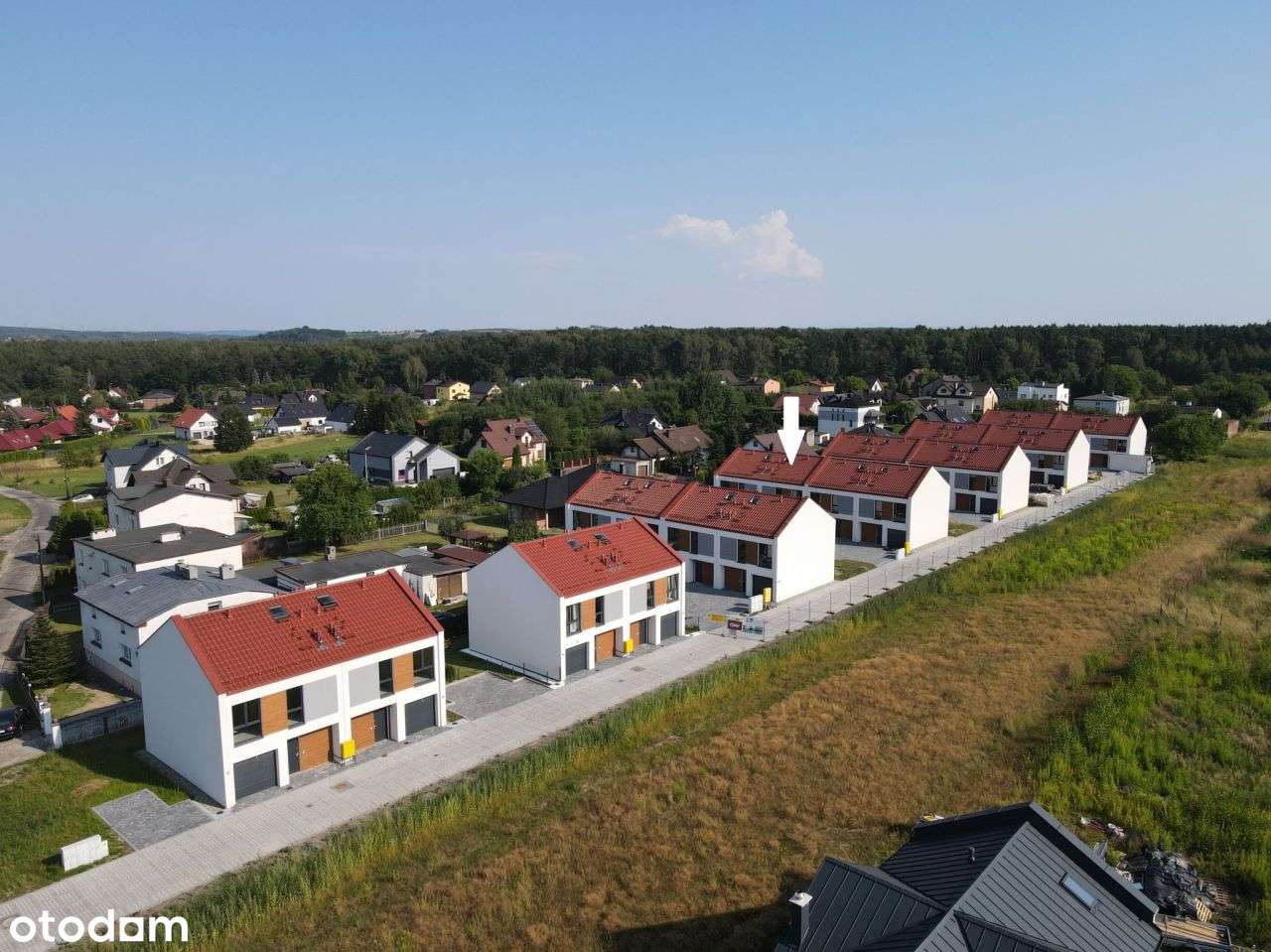 Promocja! Dom Z Garażem I Ogrodem W Cenie 699 000