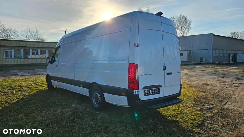 Mercedes-Benz Sprinter Max 2020 r. 2,2  106 tys.km. - 4