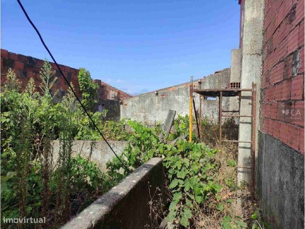 PRÉDIO URBANO - ARMAZÉM - FRÁGUAS, RIO MAIOR - Grande imagem: 4/6