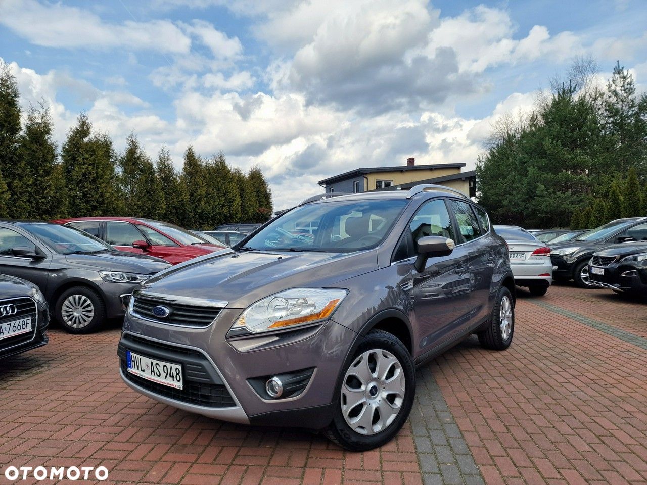 Ford Kuga - 1