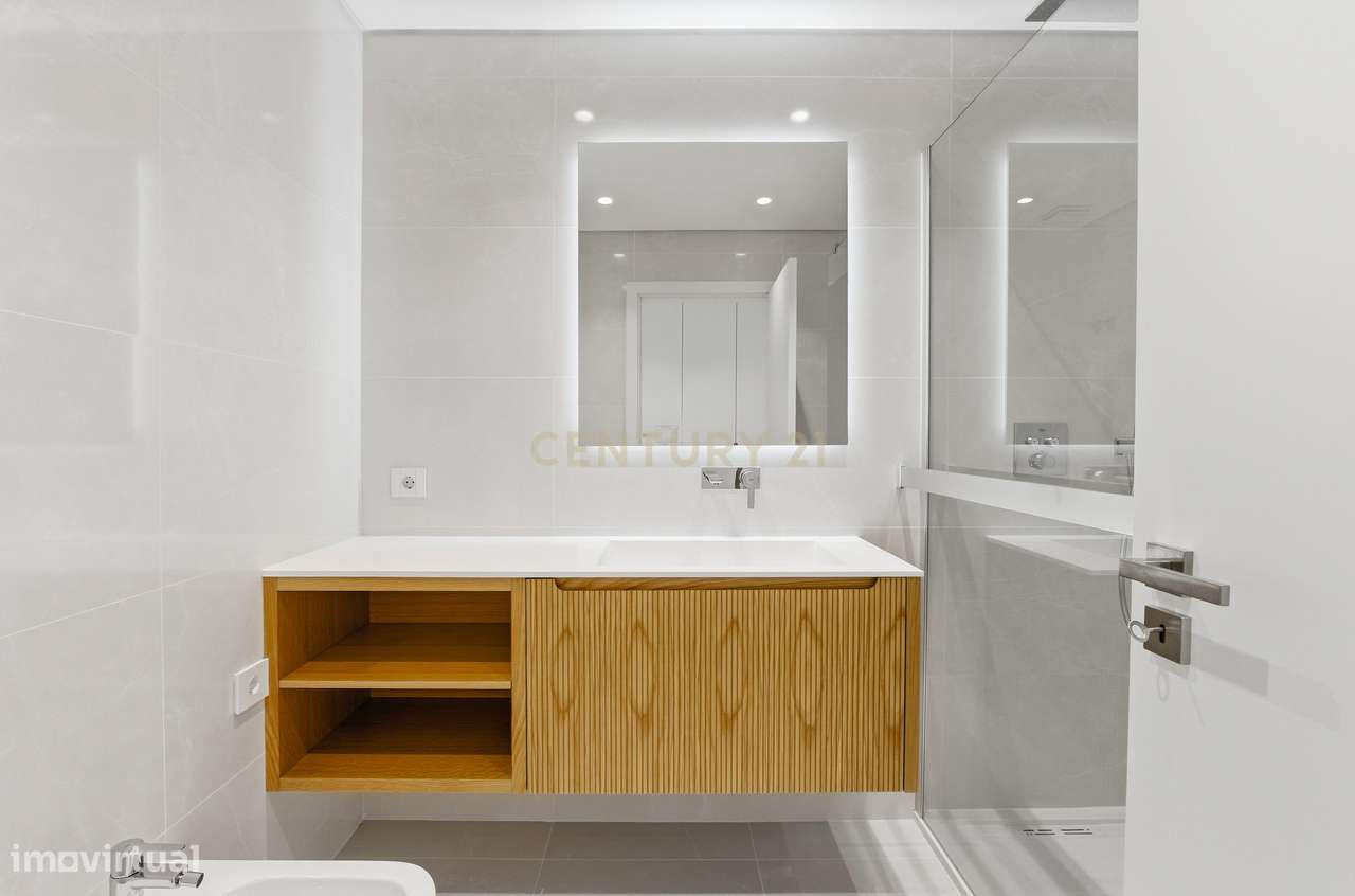 Apartamento T3 Novo com Terraço de 61m² | Parede (2 min da praia)-34