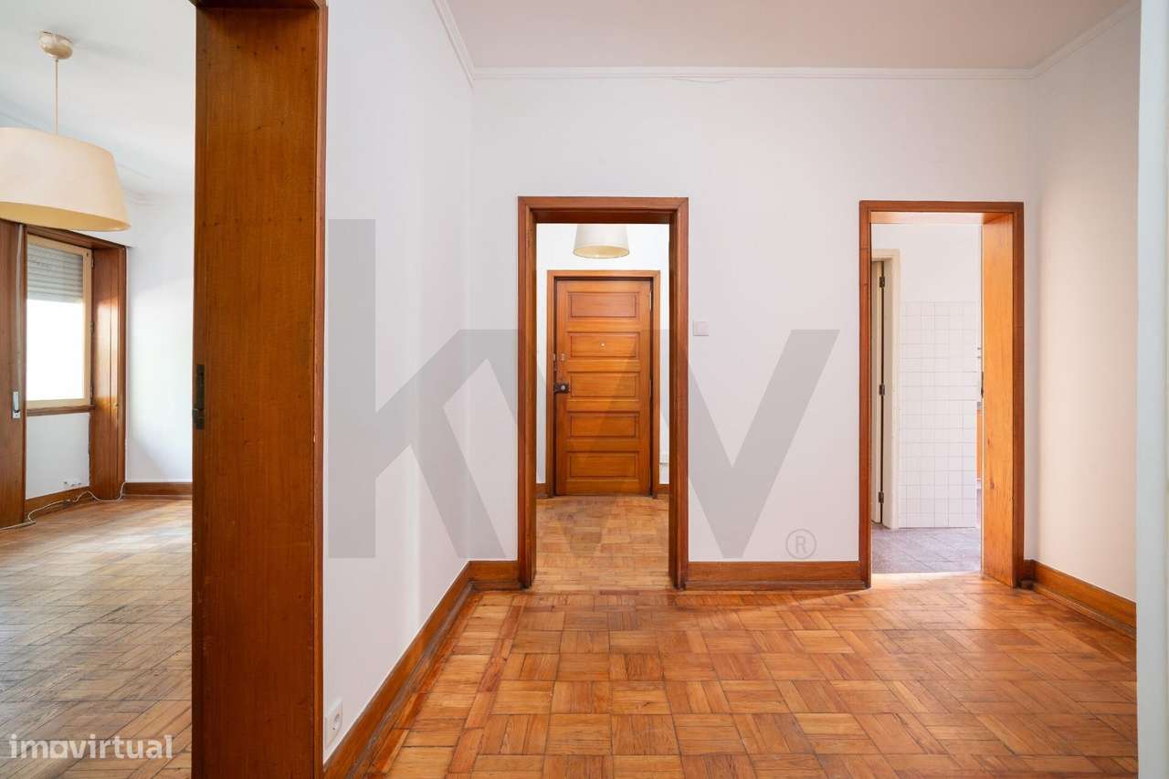 2 Apartamentos T8 + Piso Independente | 3 Garagens | Coimbra-6