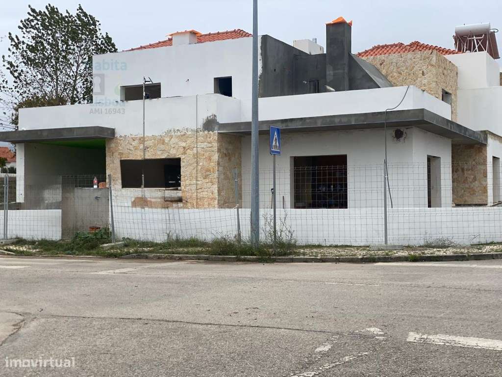 A Sua Casa na Maçã em Sesimbra 15 minutos das praias.-13