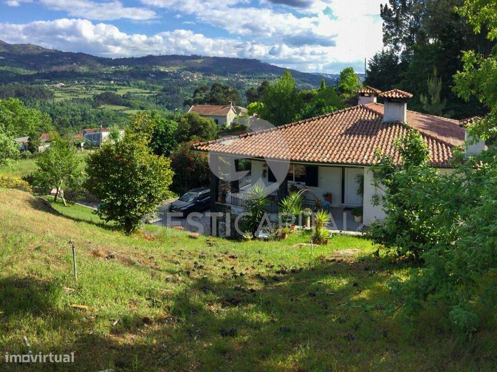 Moradia T3 com terreno em Várzea de Ovelha, Marco de Canaveses-4