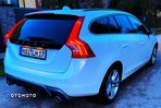 Volvo V60 D4 AWD Geartronic RDesign - 7