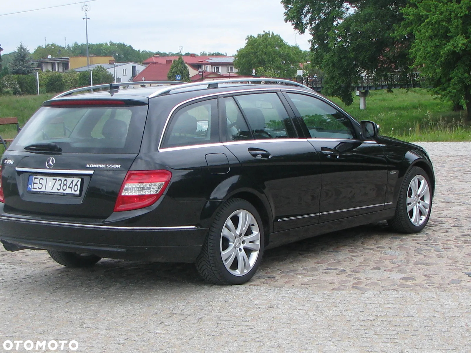 Mercedes-Benz Klasa C 180 T CGI Automatik BlueEFFICIENCY Avantgarde - 7