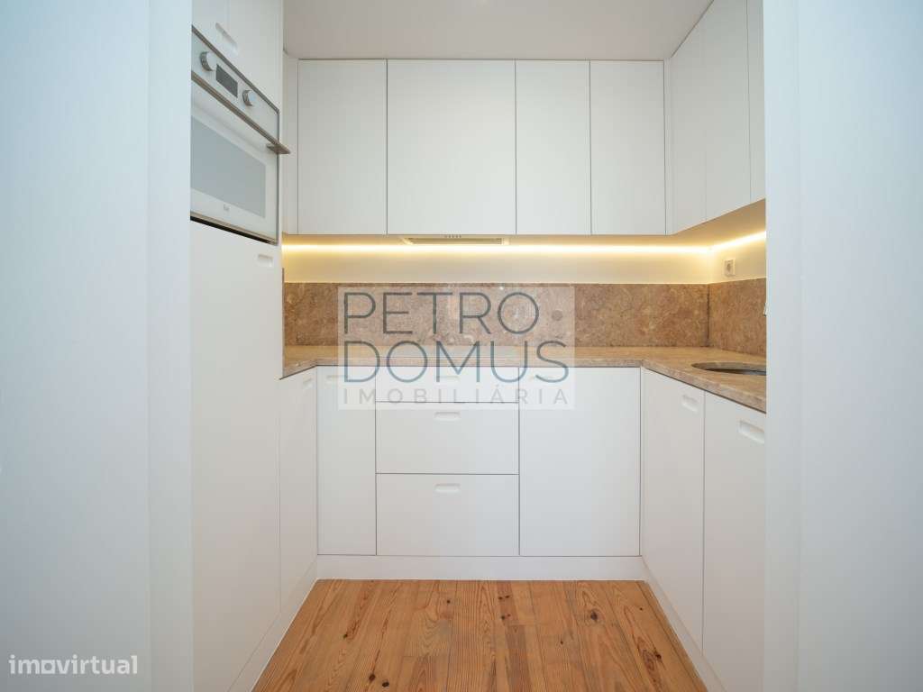 T1 RUA DO PARAÍSO TOTALMENTE REMODELADO POR ARQUITECTO - VISTA RIO-7