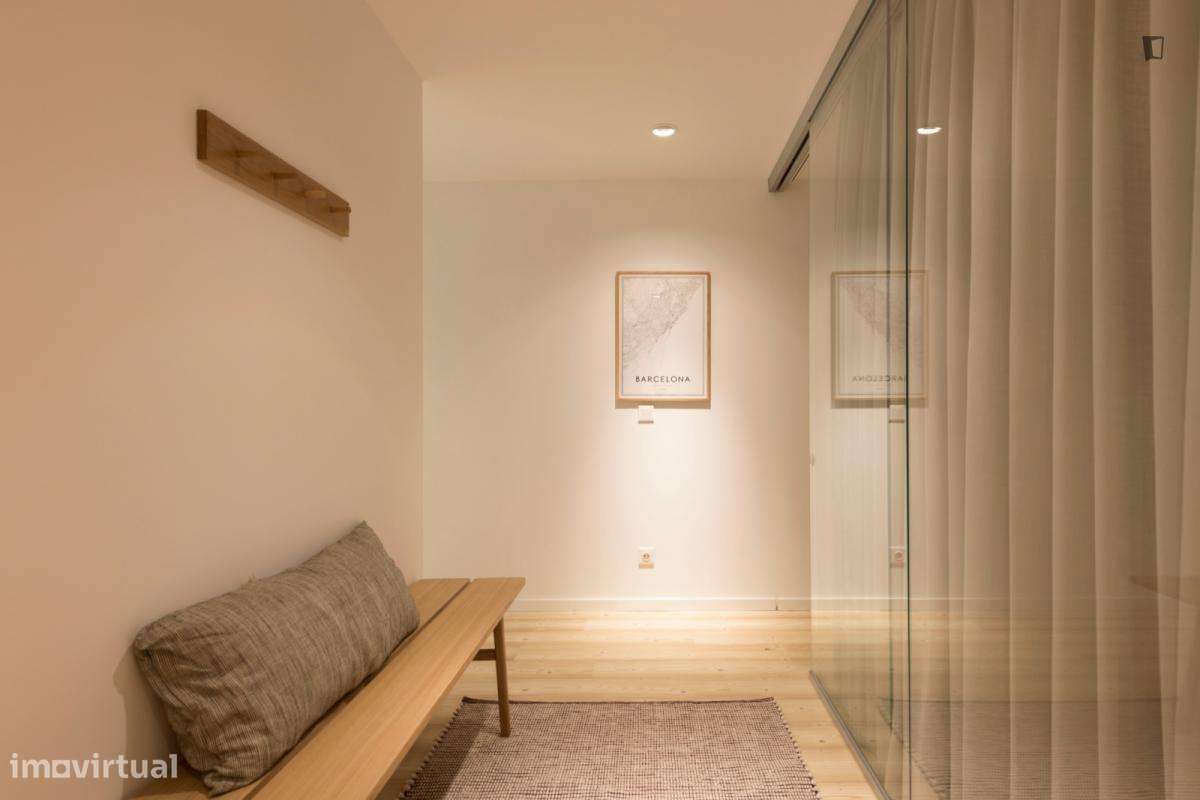 Apartamento com 2 quartos - localizado em Miragaia Porto - Grande imagem: 2/7