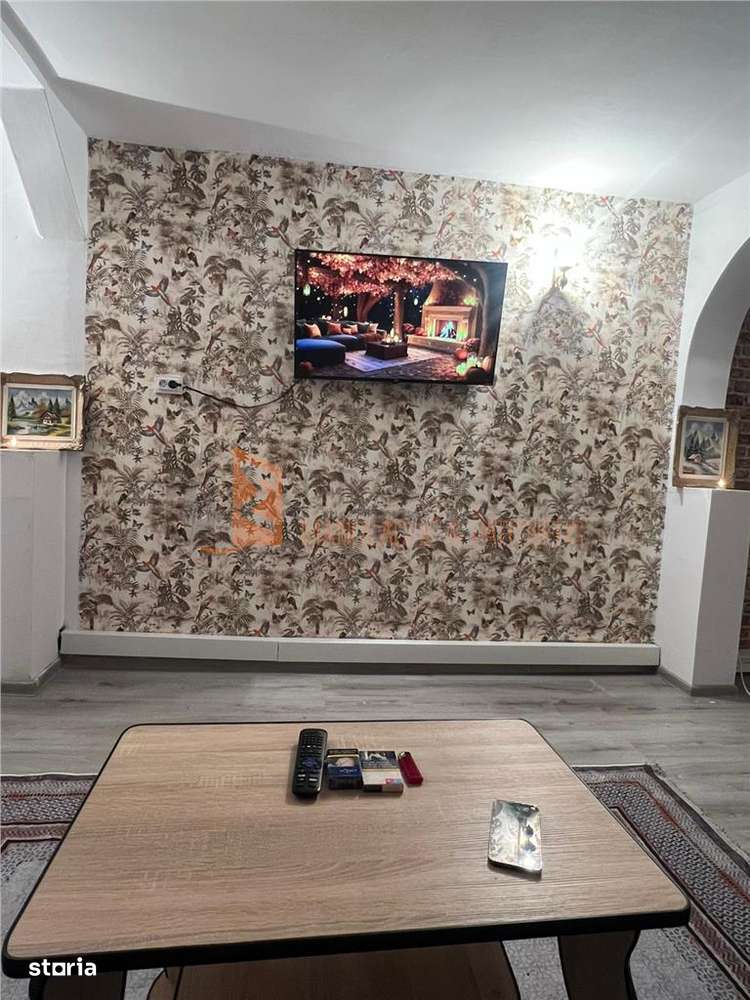 Camera de camin cartier Posta - Imagine principală: 3/7