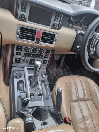 Dezmembrez / dezmembrări Range Rover Vogue L322 3.0 diesel TD6 M57 - 6